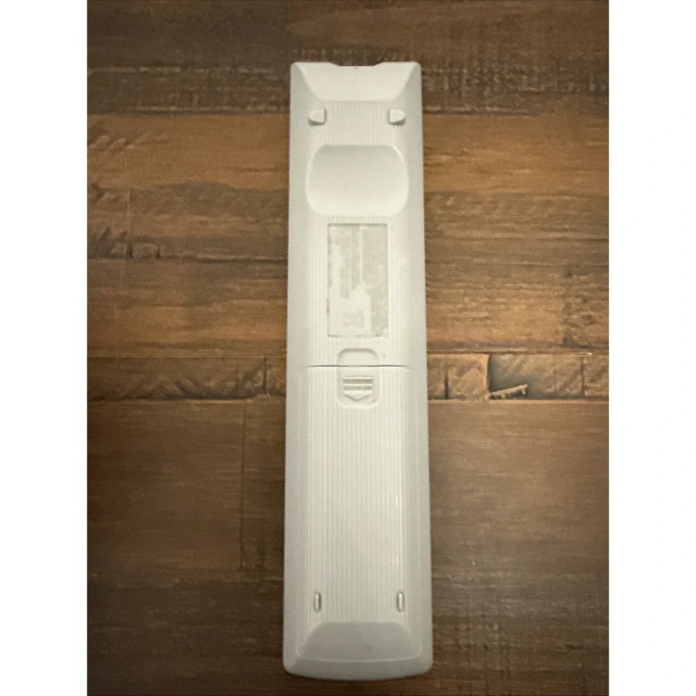 Genuine Sony RM-YD005 TV Remote Control for KDL-40S2000 KDL-26S2000 KDL-32S20L1